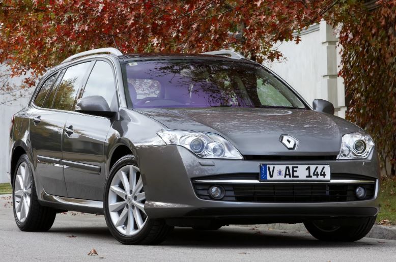 Отзыв об автомобиле Renault Laguna (2009 г.)