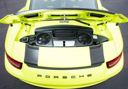 Легендарный Porsche 911, обновление в 2015 году