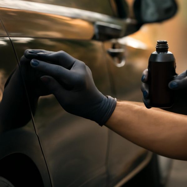 Нанесение защитного покрытия на кузов после полировки